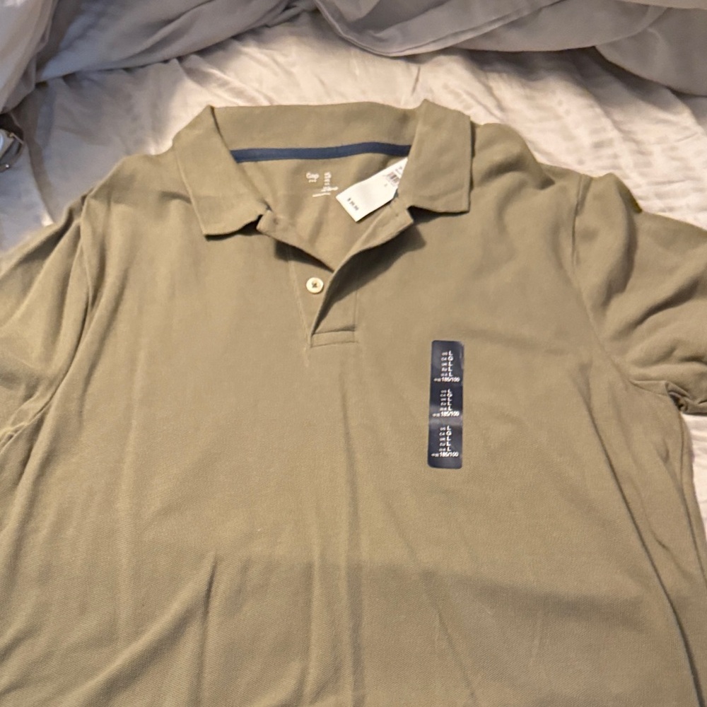 GAP Men's Khaki Polo Shirt